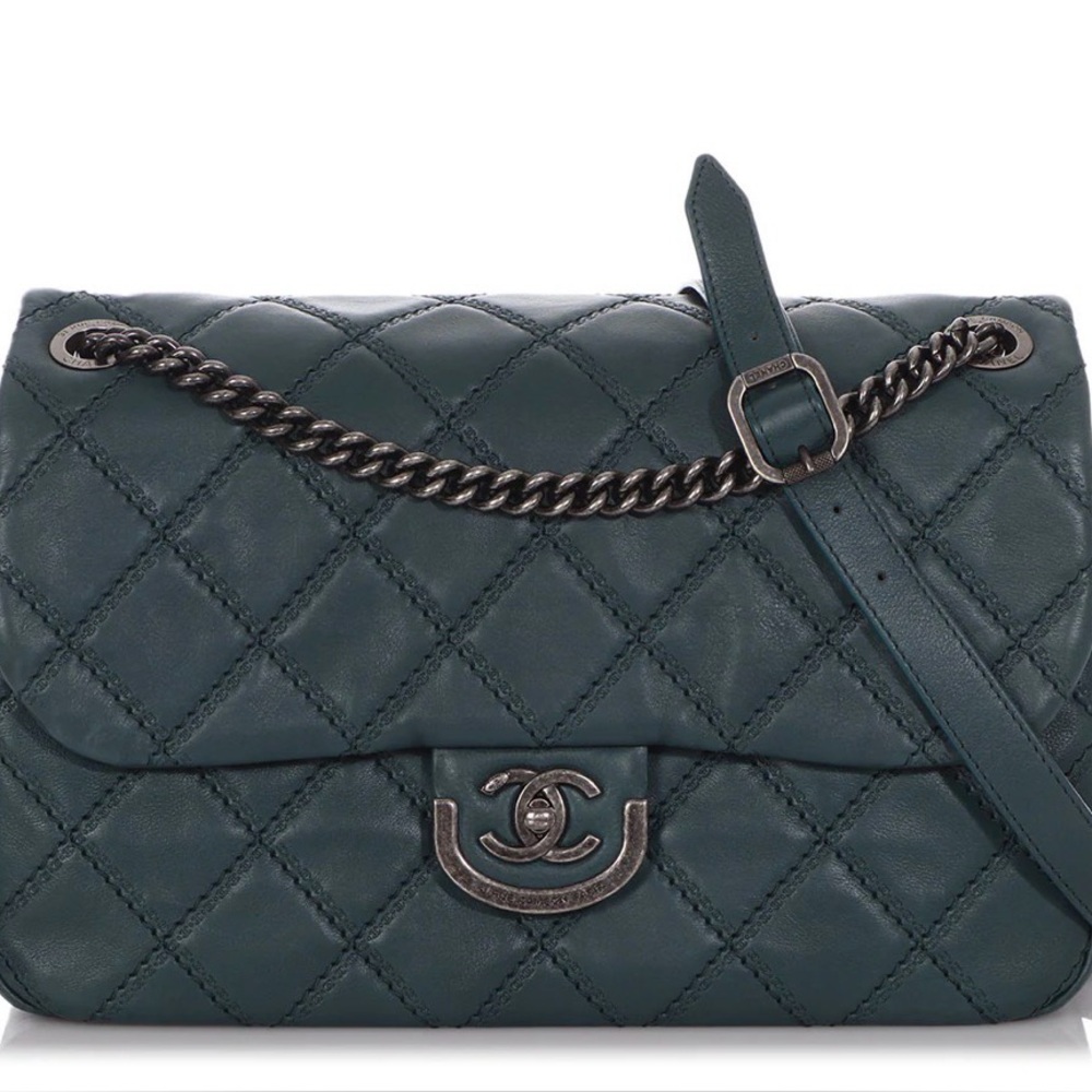 CHANEL Dark Green Quilted Shoulder Bag